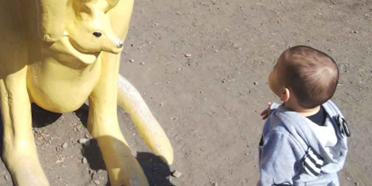 「出会う」と「出合う」の違いに基準はある?遭う、逢う、遇うも解説